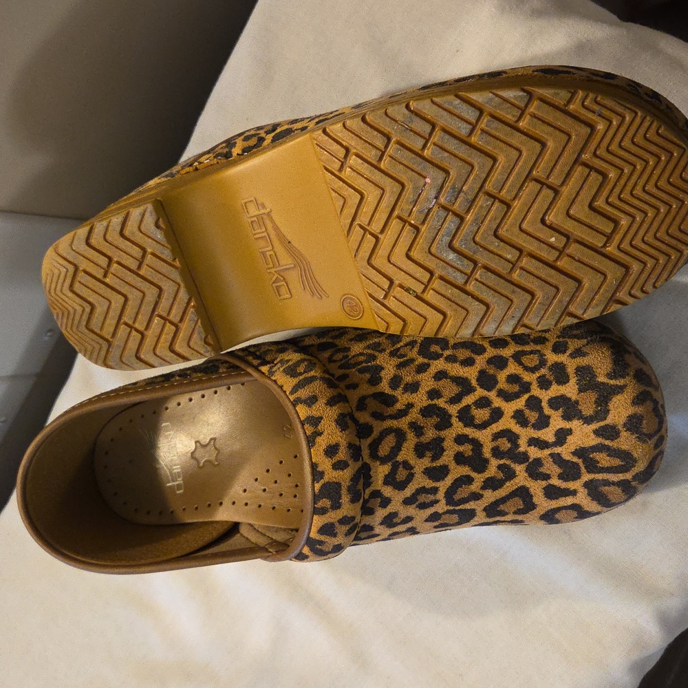 Dansko Professional Leopard Print Clogs Size 42 1… - image 4